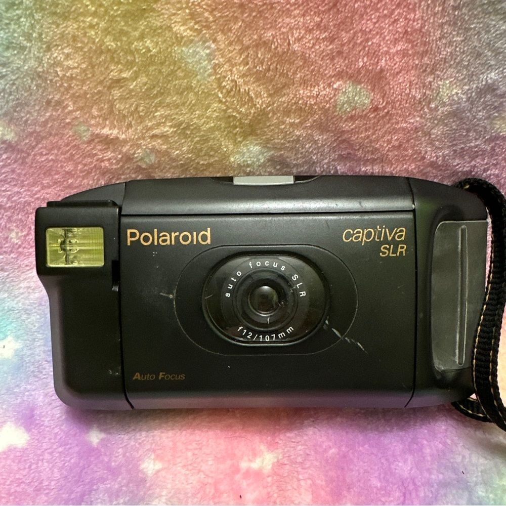 Polaroid Captiva SLR Instant camera